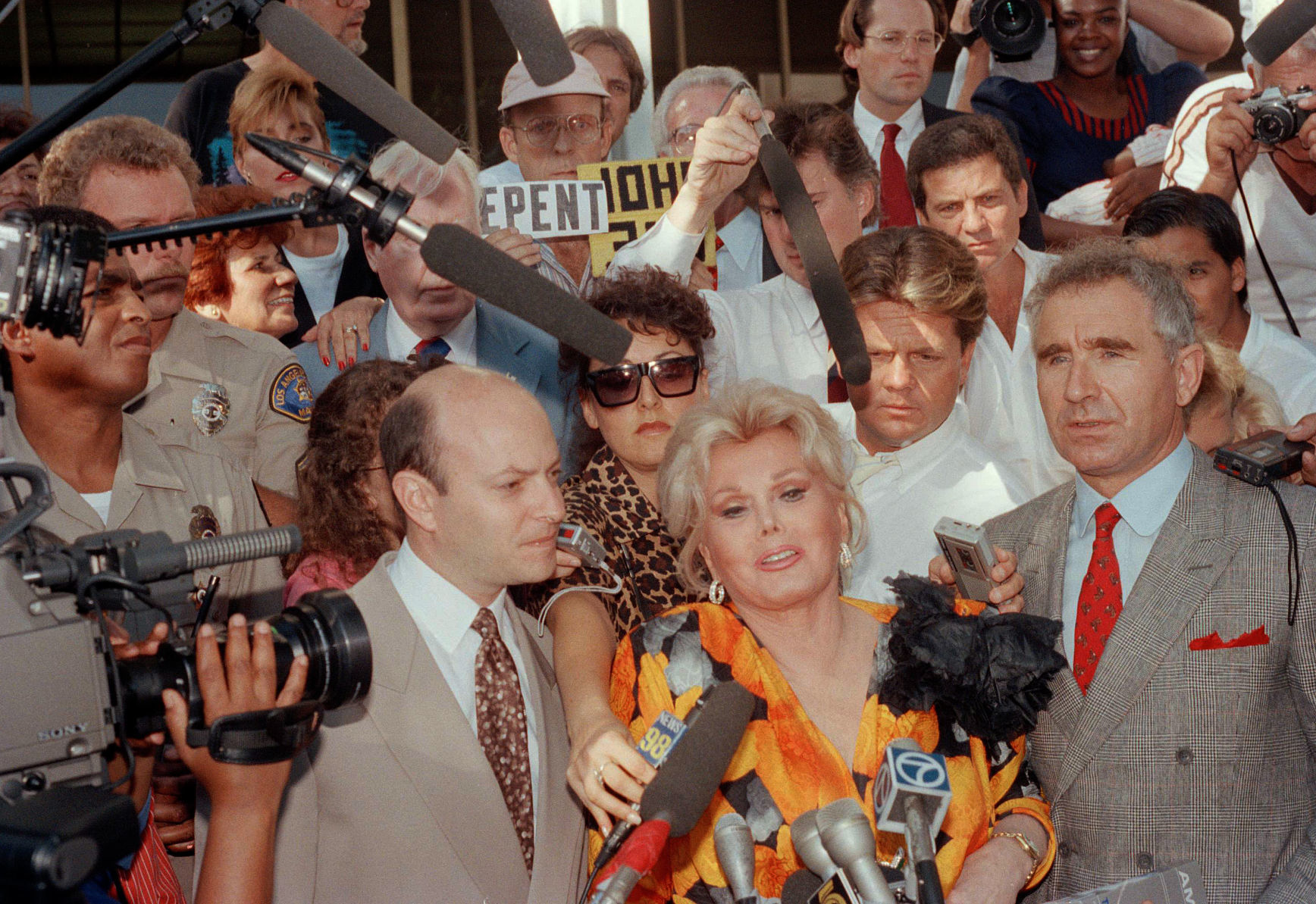 1989: Zsa Zsa Gabor